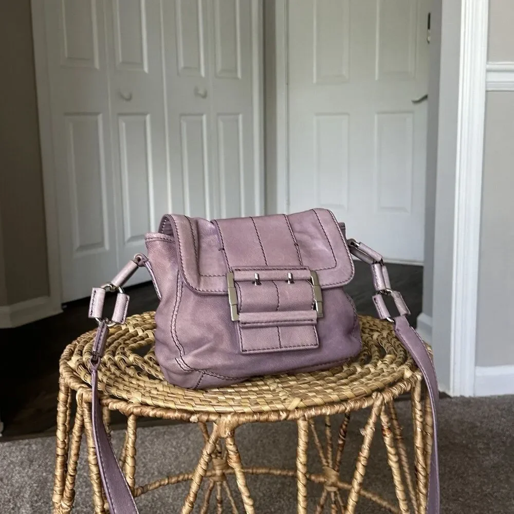 Vintage Michael Kors Camden Lilac Leather Silver Buckle Messenger Shoulder Bag - Picture 1 of 14